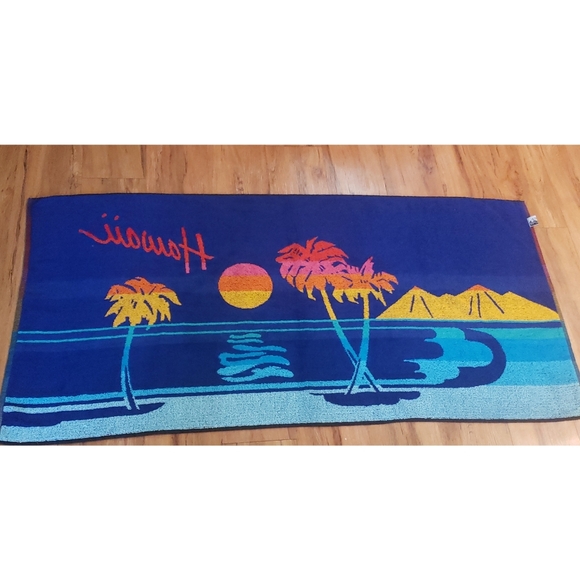 Maiden LTD 1979 Honolulu Hawaii Vintage Beach Towel - Picture 2 of 6